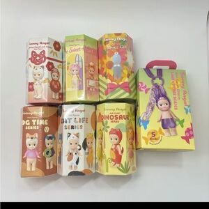 Mini and Figure Set - Multicolor